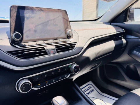 2019 Nissan Altima 2.5 SR