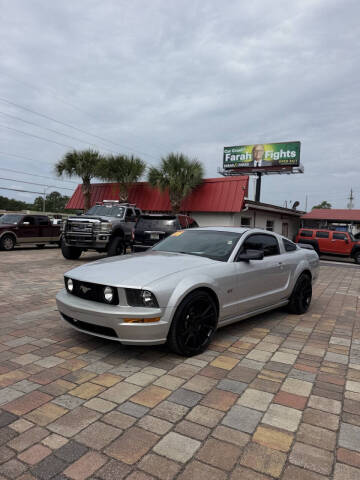 2006 Ford Mustang GT Deluxe
