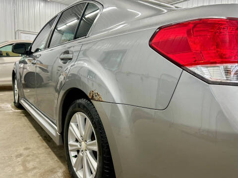 2011 Subaru Legacy 2.5i Premium