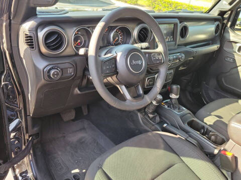 2023 Jeep Gladiator Sport S