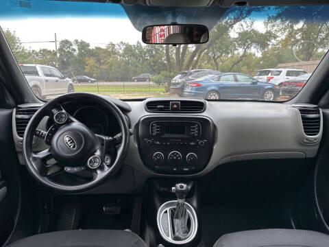 2014 Kia Soul +