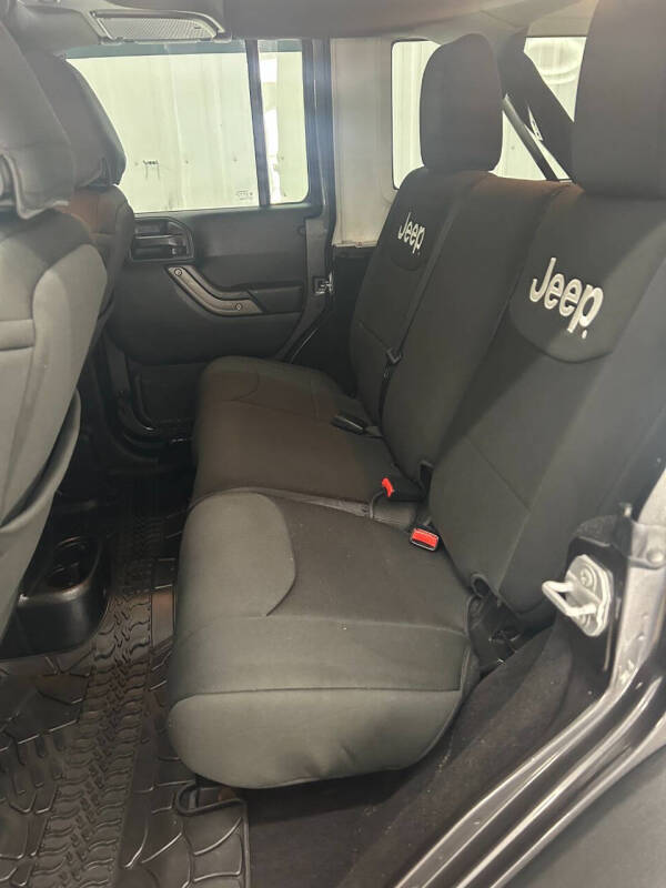 2017 Jeep Wrangler Unlimited Willys Wheeler