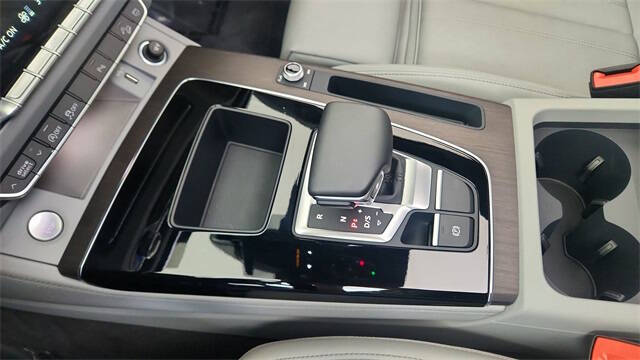 2024 Audi Q5 Sportback quattro S line Prem Plus 45 TFSI