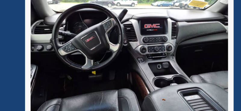 2017 GMC Yukon XL SLT