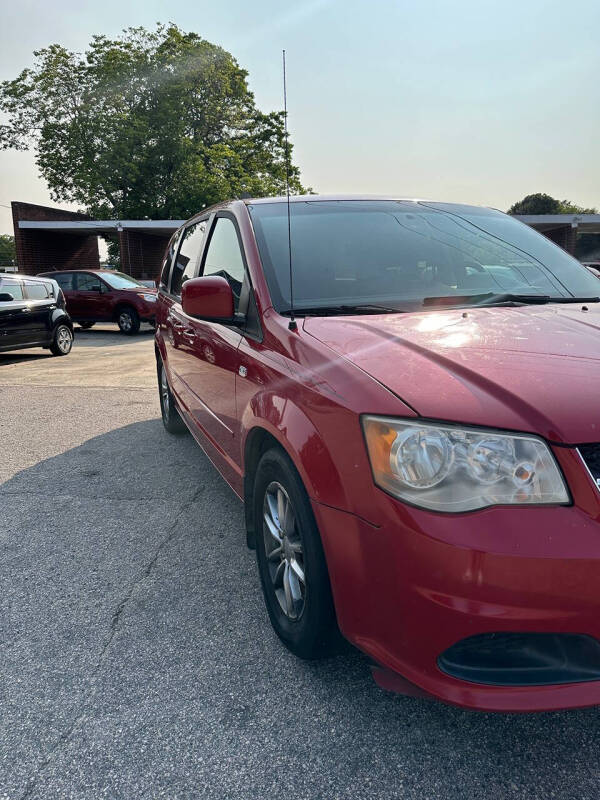 2014 Dodge Grand Caravan SE 30th Anniversary