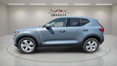 2020 Volvo XC40 T4 Momentum