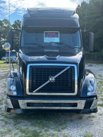 2007 Volvo VNL for sale at McGrady & Sons Motor & Repair, LLC in Fayetteville NC