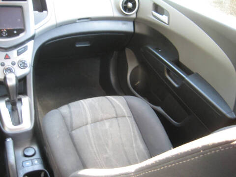 2016 Chevrolet Sonic LT Auto