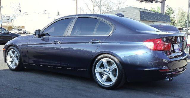 2012 BMW 3 Series 328i