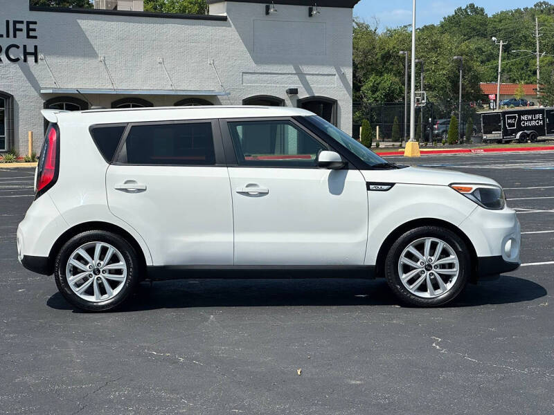 2019 Kia Soul +