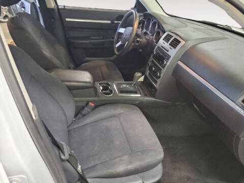 2010 Dodge Charger SE