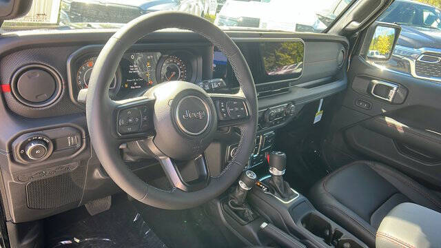 2025 Jeep Wrangler Rubicon X