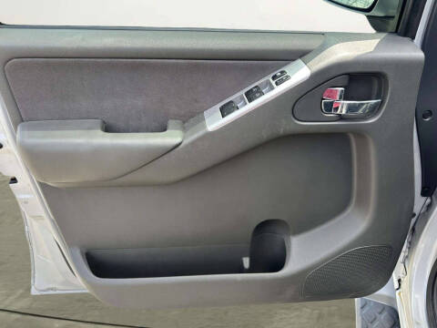 2012 Nissan Pathfinder Silver Edition
