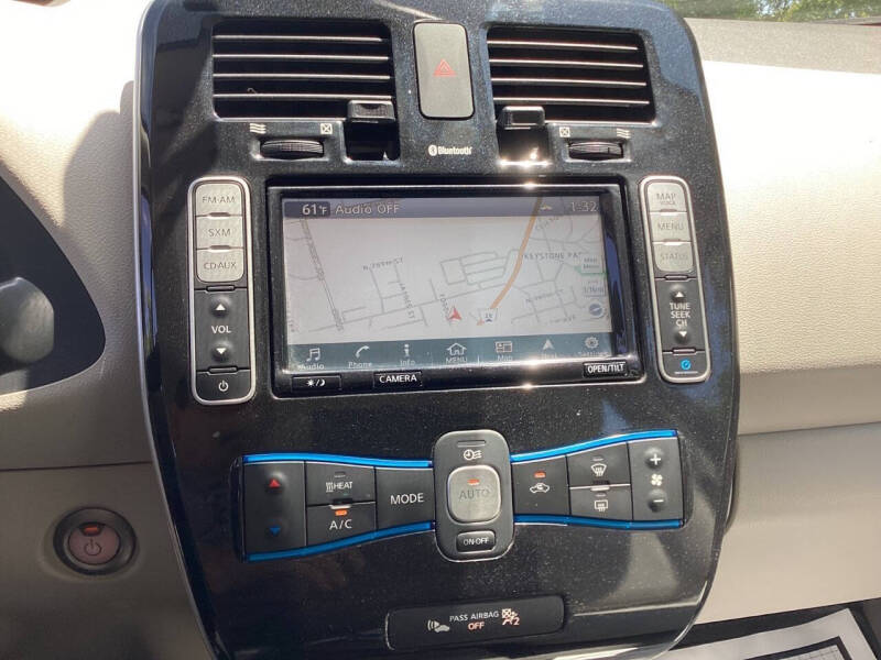 2016 Nissan LEAF SL