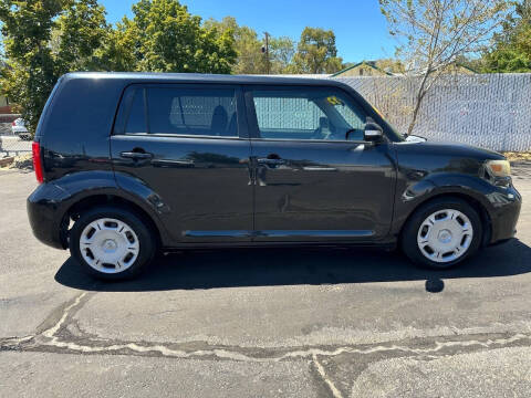2009 Scion xB