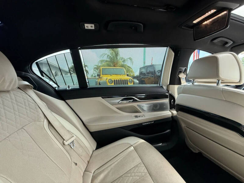 2016 BMW 7 Series 740i