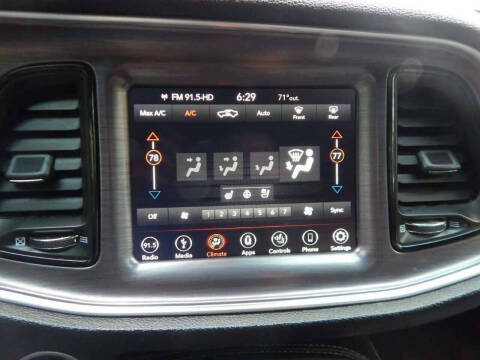 2018 Dodge Challenger SXT Plus