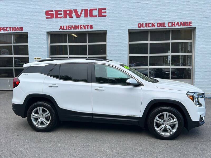 2024 GMC Terrain SLE