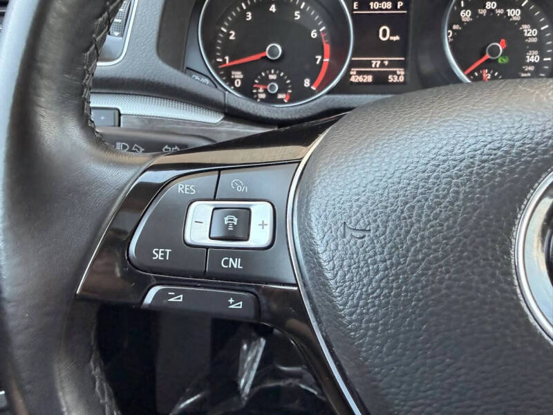 2016 Volkswagen Passat