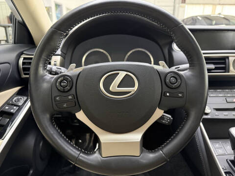 2015 Lexus IS 250