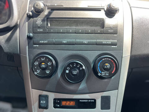 2010 Toyota Corolla LE