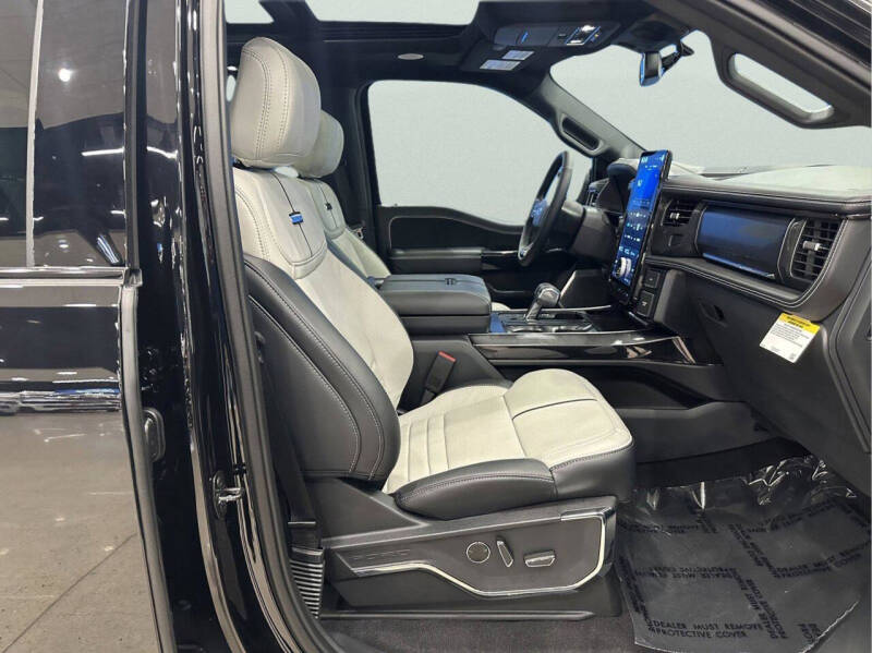 2023 Ford F-150 Lightning Platinum