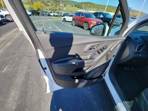 2022 Chevrolet Trax LS