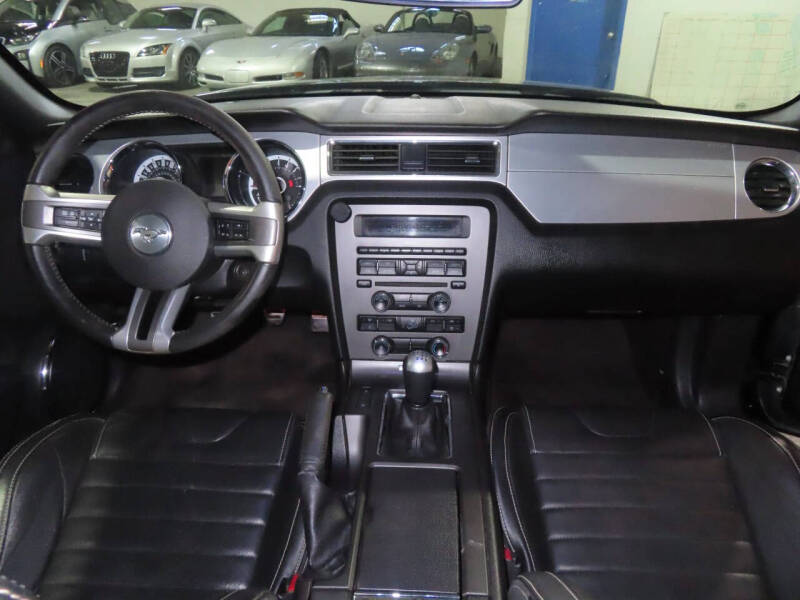 2013 Ford Mustang V6 Premium