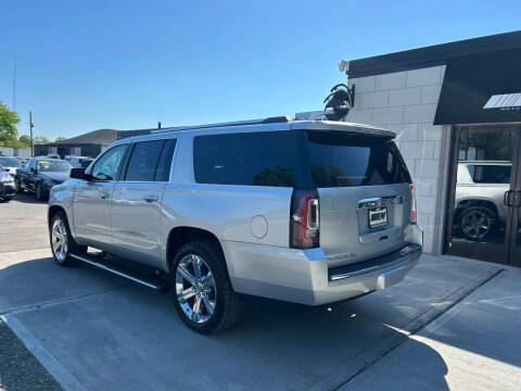 2017 GMC Yukon XL Denali