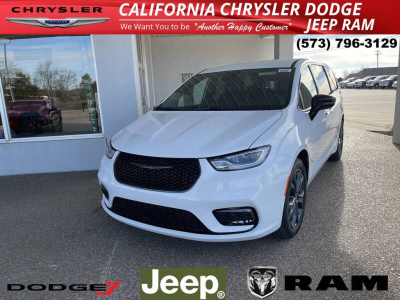 2026 Chrysler Pacifica Select