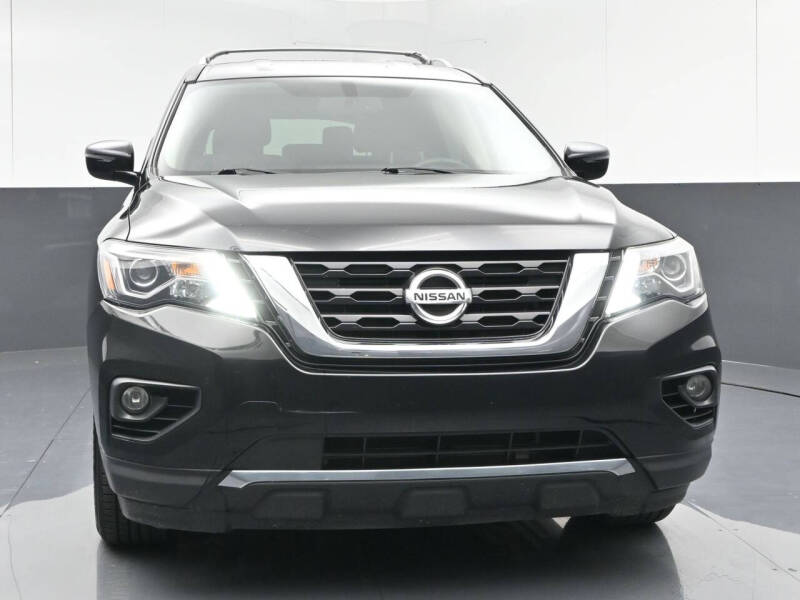 2017 Nissan Pathfinder SV