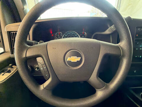 2023 Chevrolet Express LS 3500