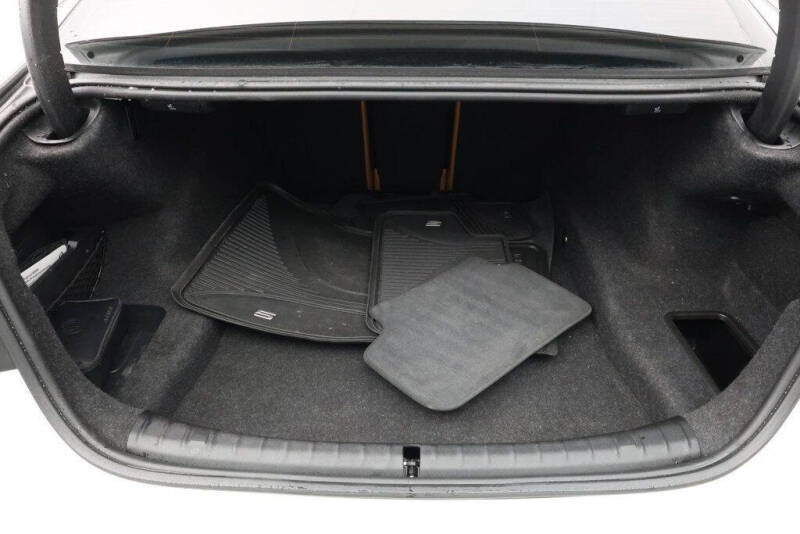 2023 BMW 5 Series 530i