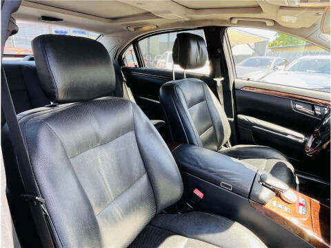 2013 Mercedes-Benz S-Class S 550