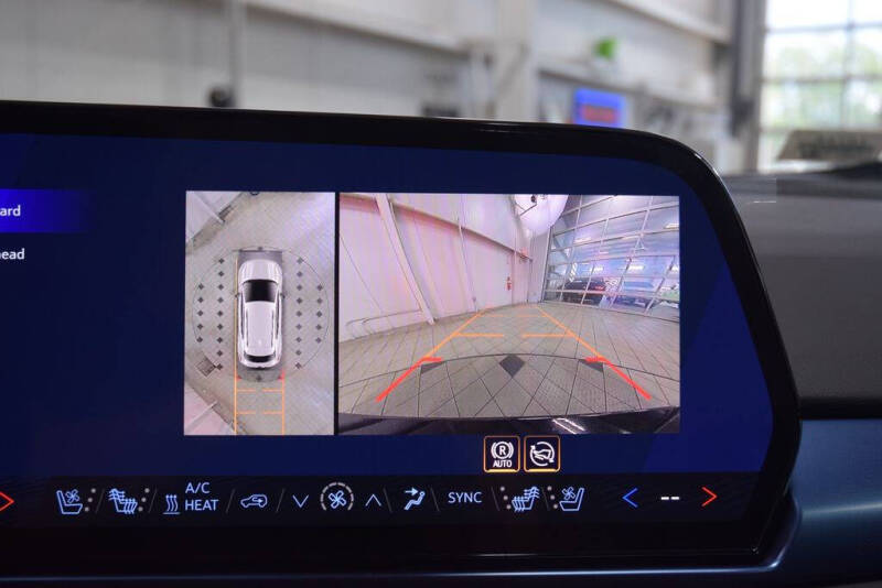 2026 Chevrolet Equinox EV LT 2