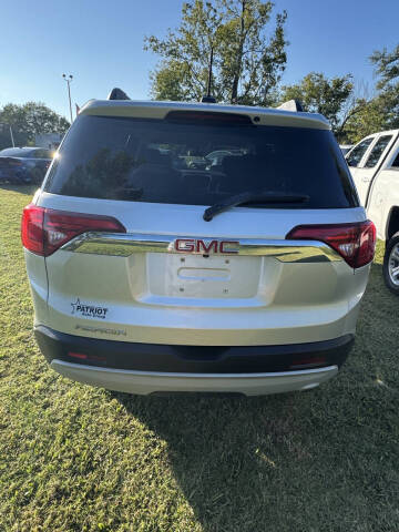 2018 GMC Acadia SLE-2