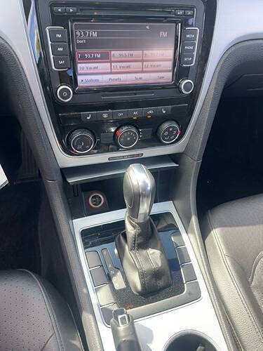 2013 Volkswagen Passat SE PZEV