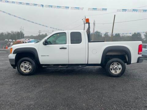 2011 GMC Sierra 2500HD for sale at Upstate Auto Sales Inc. in Pittstown NY