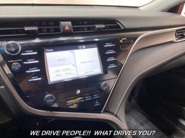 2018 Toyota Camry SE