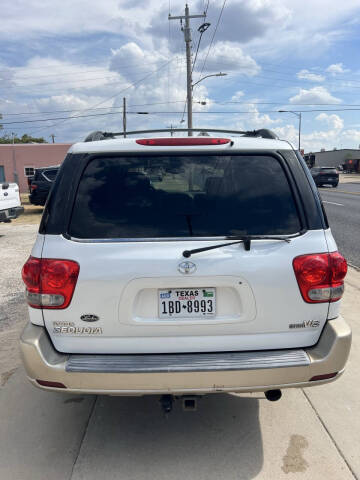 2005 Toyota Sequoia Limited