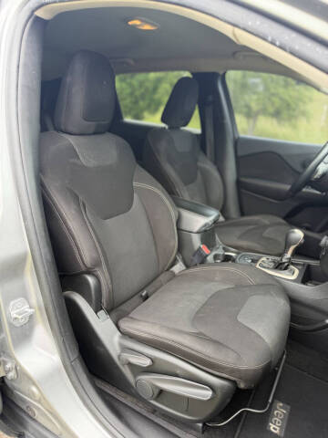 2015 Jeep Cherokee Altitude