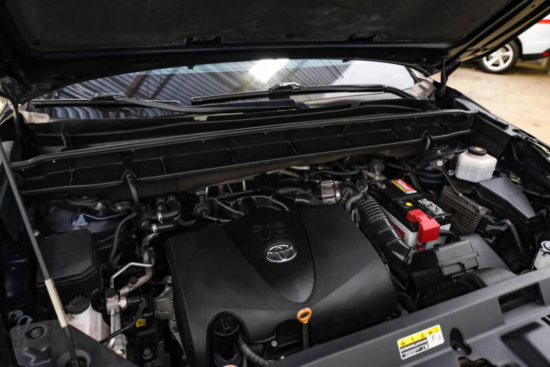2020 Toyota Highlander L
