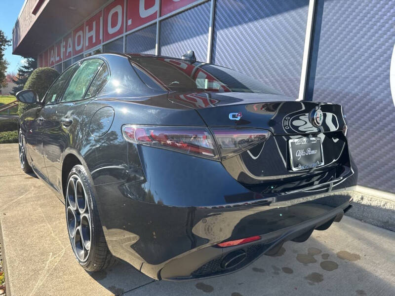 2025 Alfa Romeo Giulia