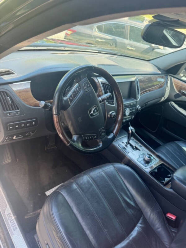 2011 Hyundai Equus Signature