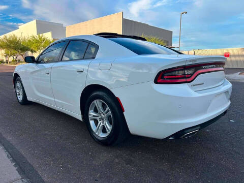 2017 Dodge Charger SE