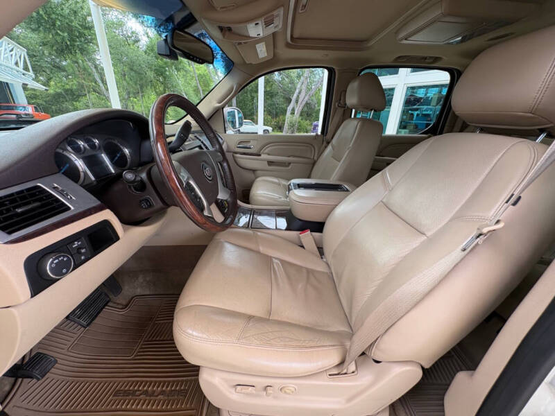 2013 Cadillac Escalade ESV Luxury