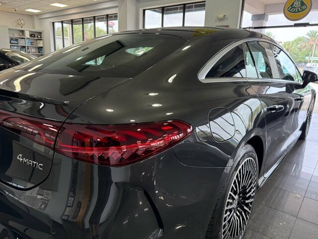 2023 Mercedes-Benz EQS 21