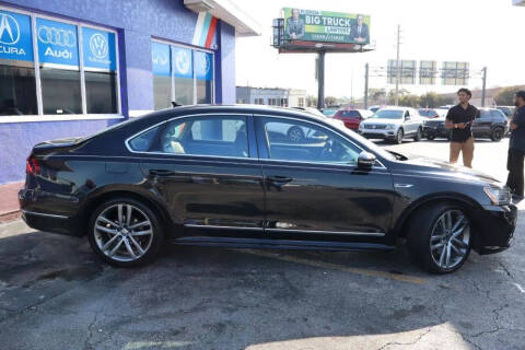 2017 Volkswagen Passat 1.8T R-Line