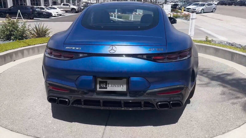 2024 Mercedes-Benz AMG GT 63