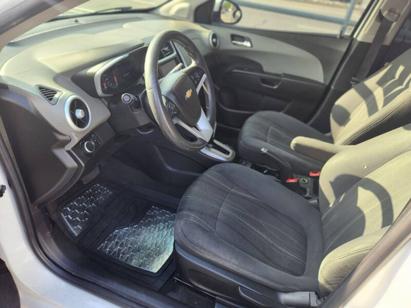 2019 Chevrolet Sonic LT Auto